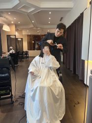 -悦Salon发型设计