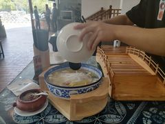 -桥香园过桥米线(国贸店)