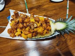 菠萝咕咾肉-小胖私厨状元宴·东北私房菜馆
