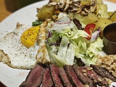 -POKEE VIA&Brunch·维娅(重庆来福士店)