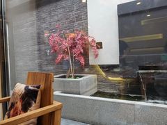 -毛辣果·贵州红酸汤牛肉火锅(西单店)