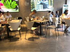 大堂-野萃山·潮汕厚果汁(十亩地店)