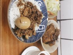 -红猪卤肉饭(大西洋美食城店)