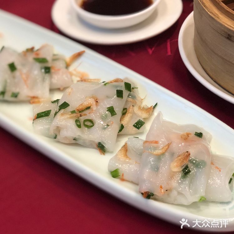 熙熙攘攘皆为食来~ ~ 酷热里，怀着四十多度的热情