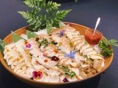 冰镇澳洲鲍鱼-RIVIERA 松鹤楼(外滩店)