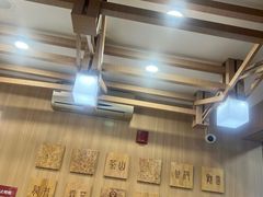-霸王茶姬(南强街店)