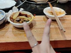 -潮火锅·麻辣牛肉火锅(观音桥方圆·LIVE店)