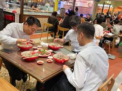 -大食代美食广场(上海中心店)