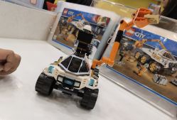 -Block Park 租乐高(D32店)