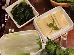 -七欣天香辣蟹火锅(上海银亿滨江店)