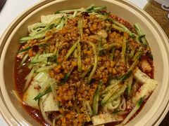 -汗腾格里·风味餐厅(新疆驻京办店)