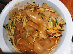 东北大拉皮-前海沿·青岛菜(大拇指广场石老人店)