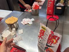 -满巍明生炸鸡架(杭州来福士店)