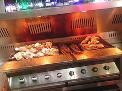 自助取餐区-路边摊小炉子烧烤