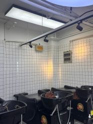 -藤野造型烫发染发