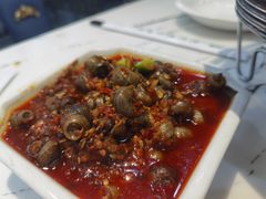 -凤凰路何眼镜香辣蟹(花果园店)