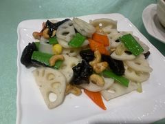 -金枝玉叶上海人家食府(三里河店)