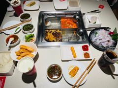 -海底捞火锅鲜切牛肉主题店(长寿路店)