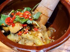 -老滇山寨•云南特色菜•地方菜•民族风情歌舞表演(金碧店)