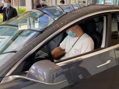 -TESLA 特斯拉(广州天环广场体验店)
