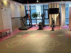 -思迈威健身(积玉桥万达店)