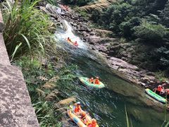 -安吉龙王山峡谷漂流