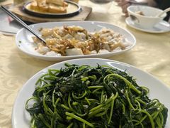 蒜蓉炒番薯叶-南沙辉记烧鸡·荔枝木炭火吊烧(旧镇店)