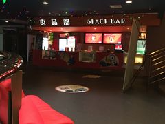等候区-中影国际影城(兰生大厦CINITY LED店)