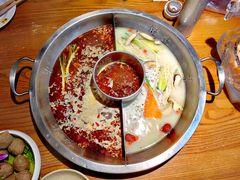 -佬土鹅肠火锅(解放路店)