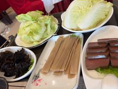 -天宜隆蘑菇宴火锅(石景山旗舰店)