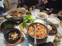 -刘姐啤酒鱼民族演艺餐厅(西街总店)