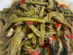 韭菜炒地皮菜-山里人家土菜馆(茅山店)