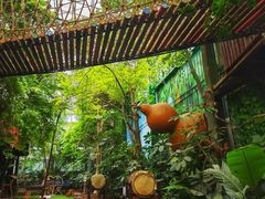 -呀路古热带植物园