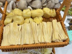 -思老板·言初龙虾·鲜货烧烤·羊蝎子火锅(桥北店)