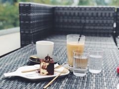 -UNI UNI(环亚凯瑟琳店)