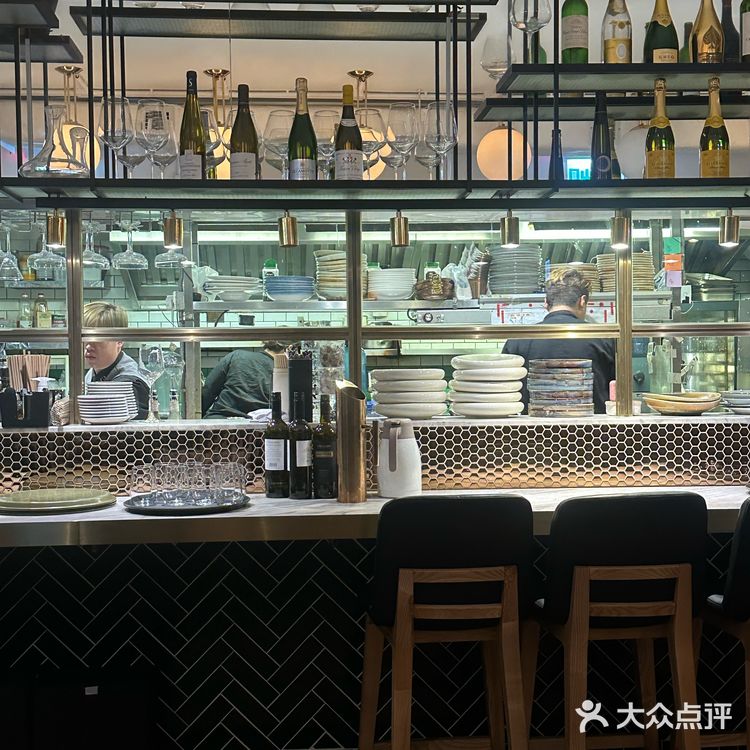 想和你一起去的餐廳[爱心]慶生氛圍不錯的西餐