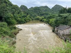 -高荡千年布依古寨旅游景区