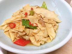-关东小磨东北菜(上海长风大悦城店)
