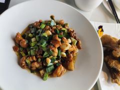 生炒小公鸡-柳莺湖上·湖景餐厅·江南菜(西湖店)