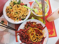 -杨记跷脚牛肉面(下元店)