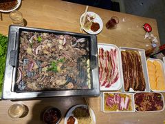 -金三顺韩式炭火烤肉店(中华路店)