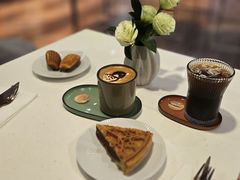 -潮一不贰·法式甜品·生日蛋糕·西式简餐(外滩店)