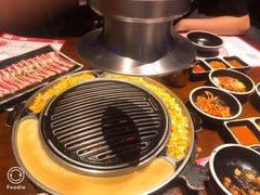 -青瓦炭韩潮烤肉(花园道店)