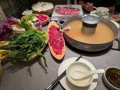 -左庭右院鲜牛肉火锅(浦江欢乐颂店)