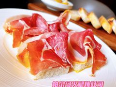 -wineapp葡萄酒餐吧(外滩金融中心店)