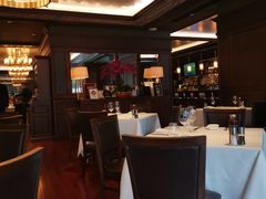 大堂-Wolfgang’s Steakhouse 沃夫冈牛排馆(上海白玉兰广场店)