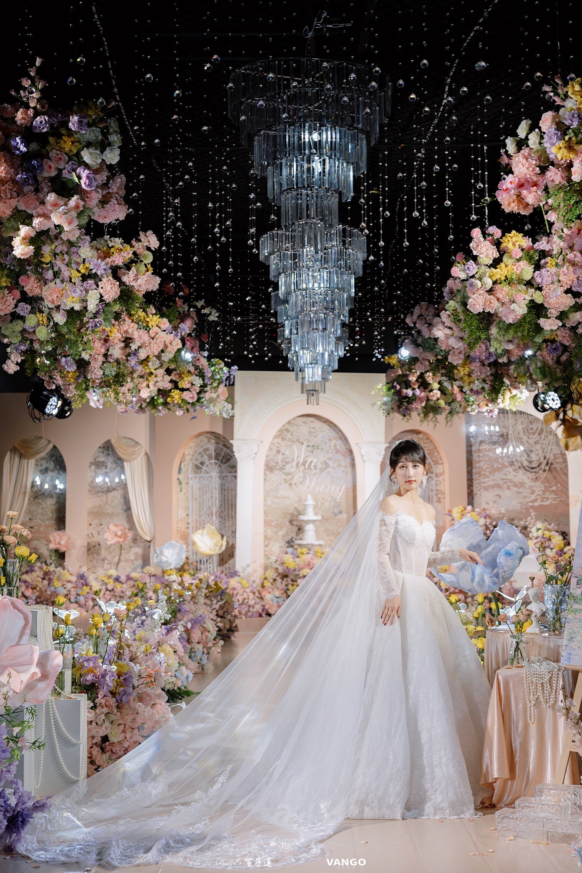 陆渡宾馆拆啦,这是新开的邻里中心场地环境很不错耶
法式花园风婚礼