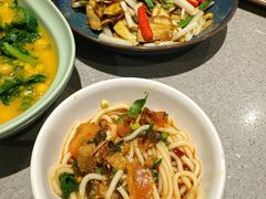 焖肉小锅米线-半山腰·云南菜(侨福芳草地店)