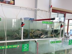 -七的湖·晚芳亭·阳澄湖农家菜·大闸蟹(莲花岛店)