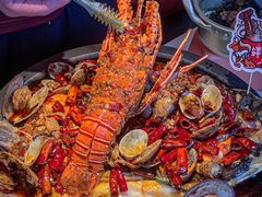 -鸣记脆皮烤鱼·海鲜烤鱼(三八广场店)
